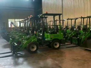 A-shipment-is-ready-to-be-loaded-electric loader